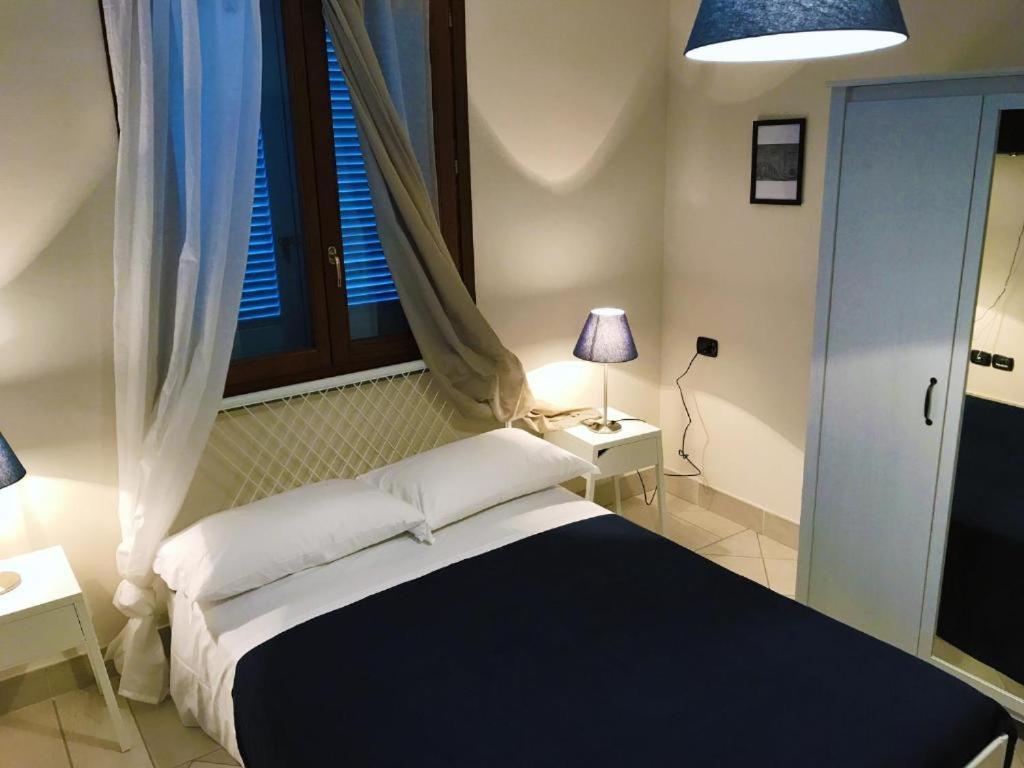 Cytrus Rooms Марина-ді-Масса Екстер'єр фото